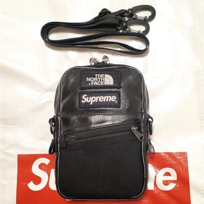 Supreme x The North Face Leather Shoulder Bag "Black"