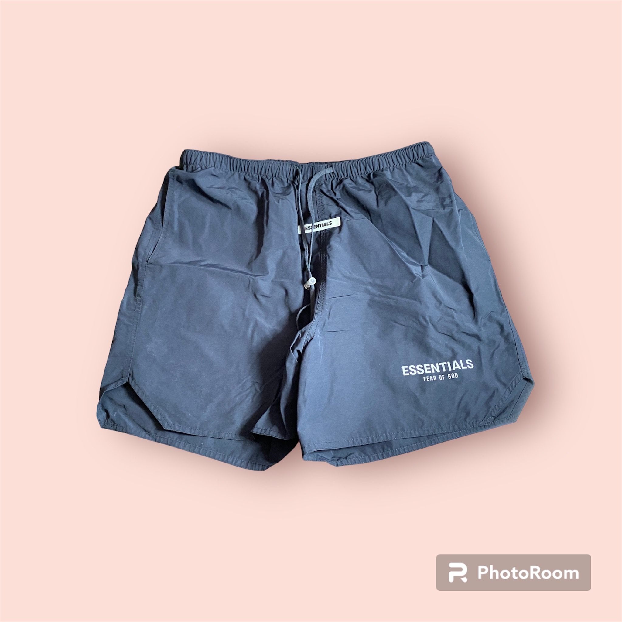 FEAR OF GOD ESSENTIALS Volley Shorts "Black"