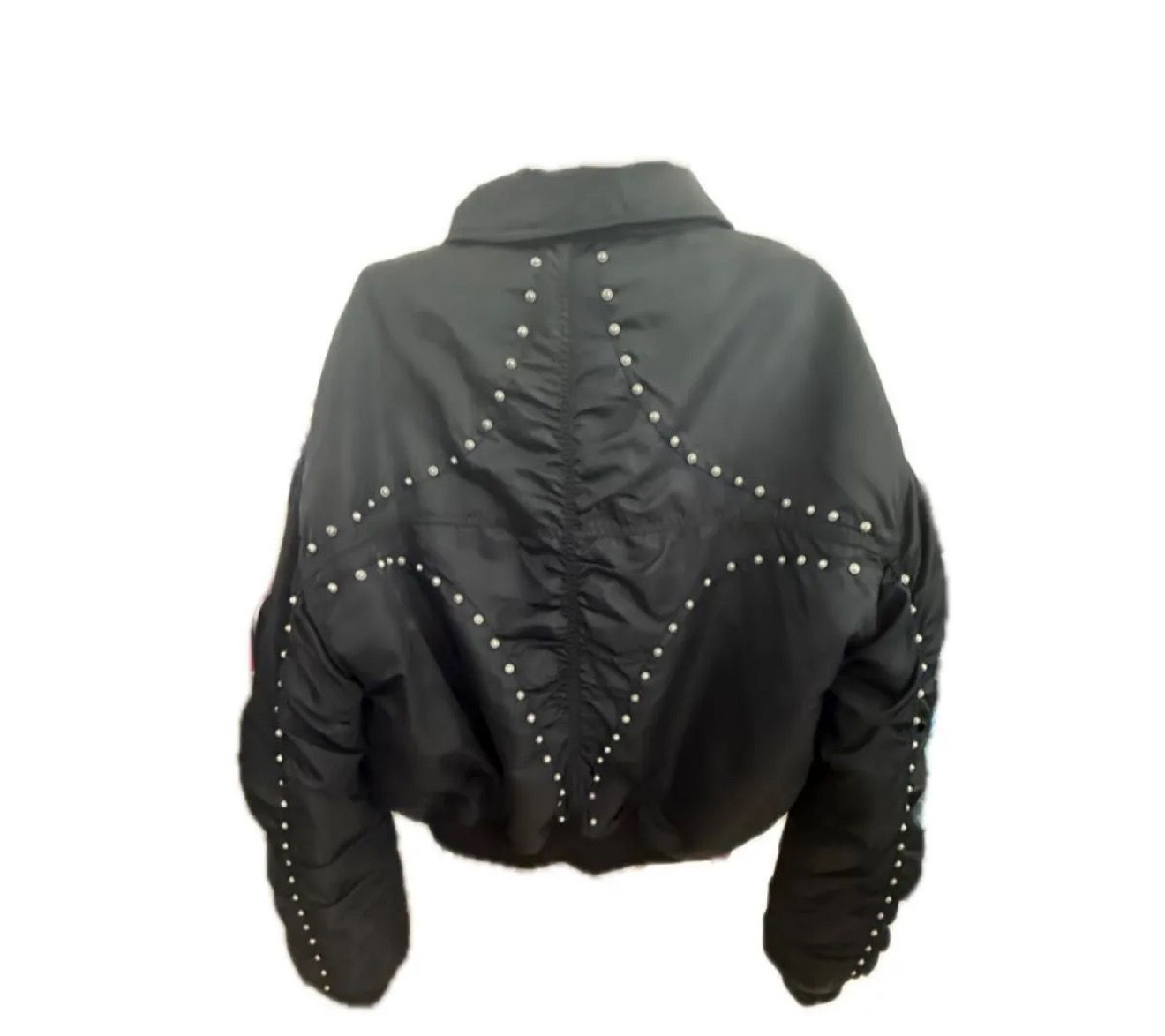 THUG CLUB a bird wants to fly high, might be hit by lightning "BLACK"