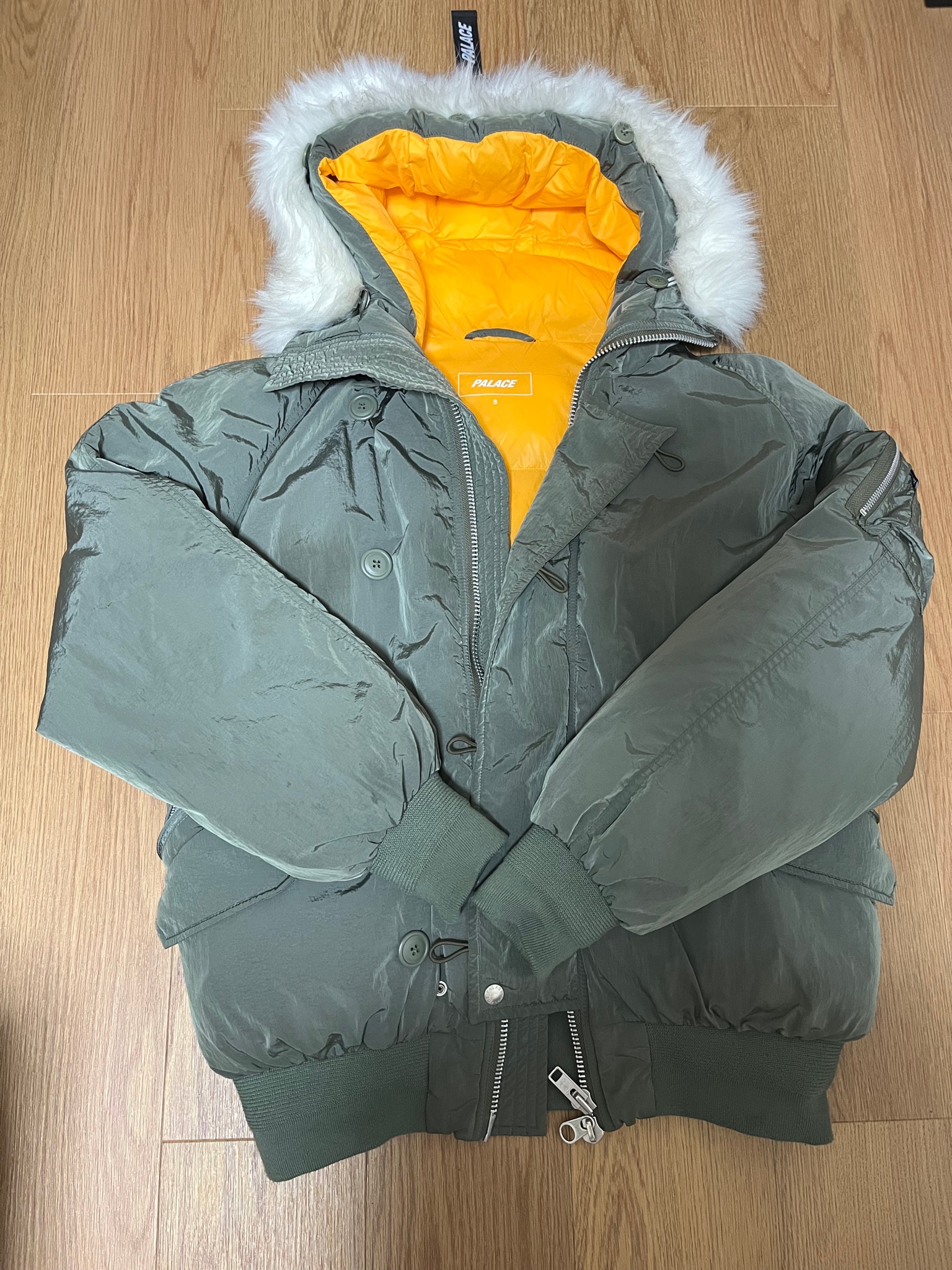 PALACE P-2B Short Parka "Olive"