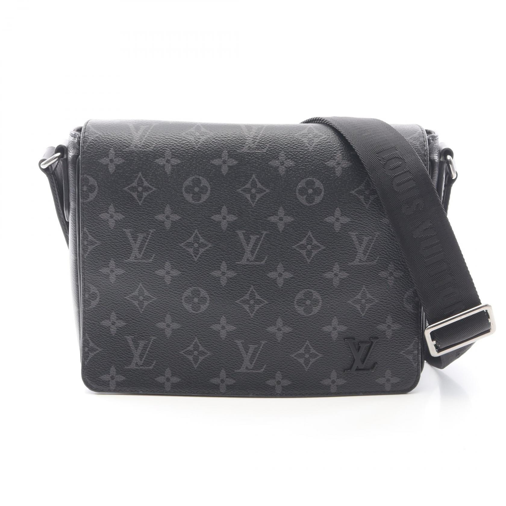 ルイ・ヴィトン LOUIS VUITTON ディストリクト PM NV3 モノグラムエクリプス ショルダーバッグ バッグ PVCコーティングキャンバス モノグラム・エクリプス メンズ ブラック系 M46255 【中古】
