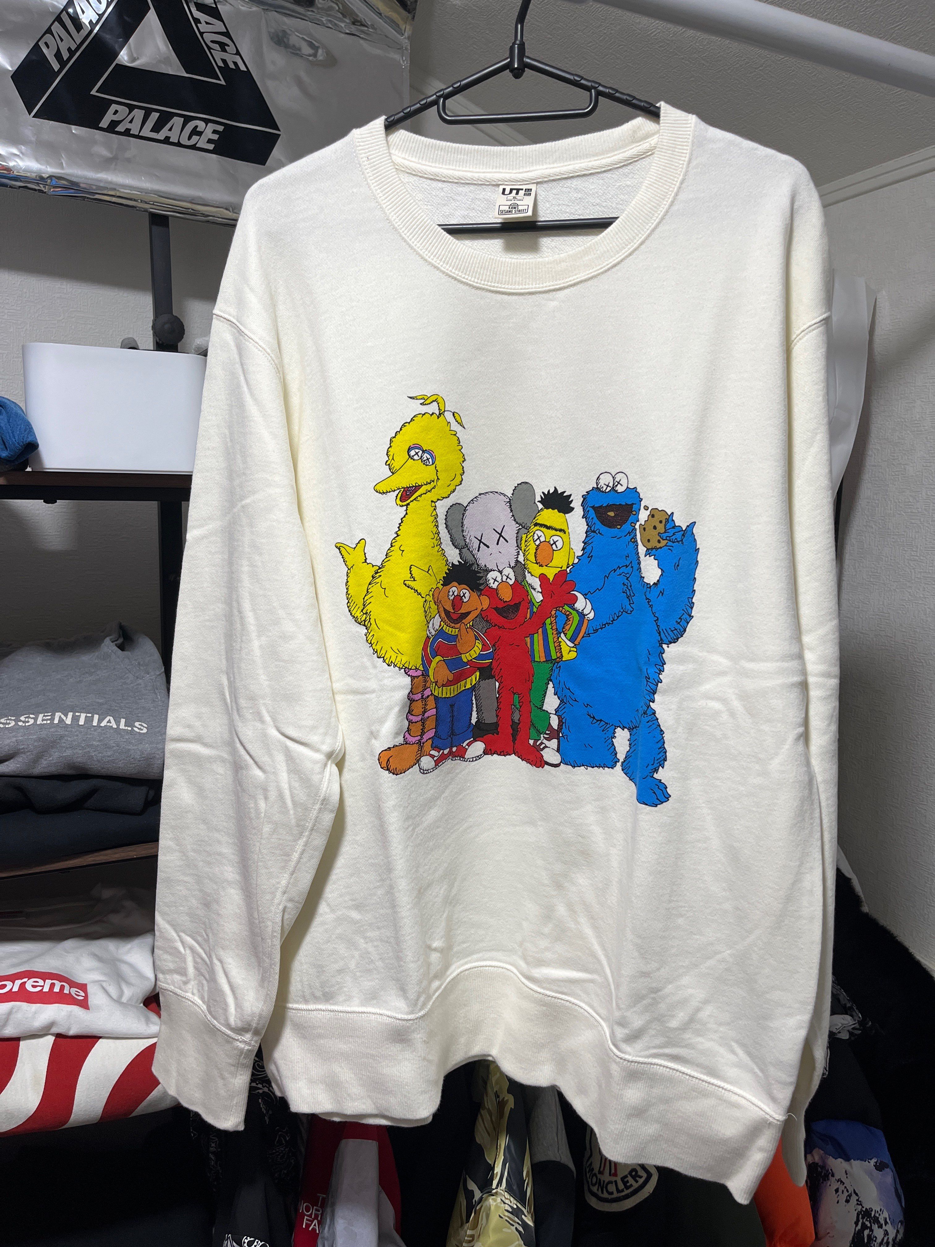 KAWS x Uniqlo x Sesame Street Group #2 Sweatshirt "Natural"