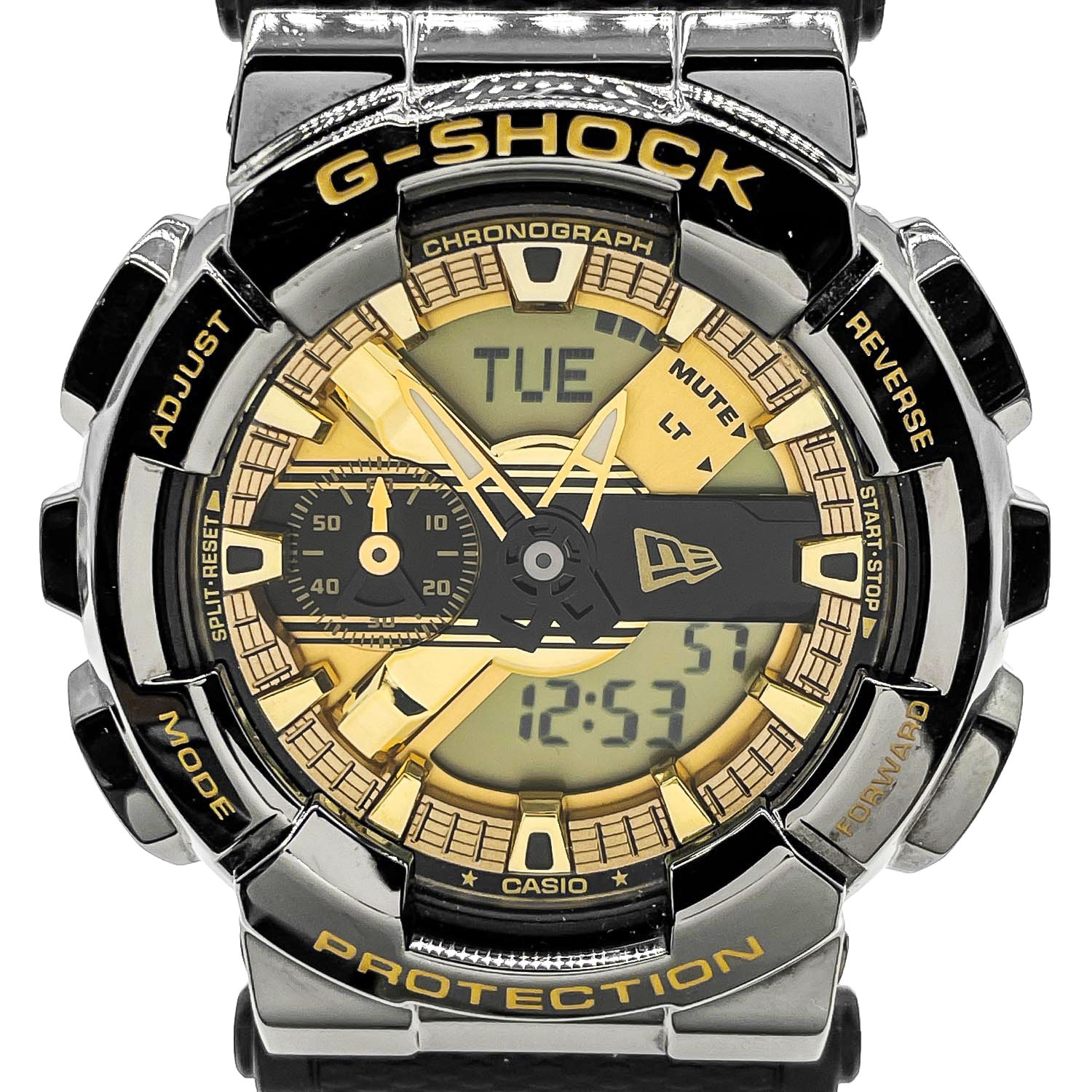 CASIO カシオ G-SHOCK ジーショック NEWERA(ニューエラ) 100周年モデル GM-110NE-1AJR 替えベルト付 腕時計
クオーツ メンズ
【中古】