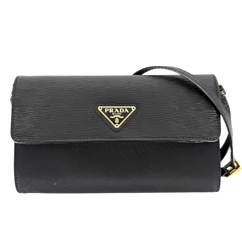 PRADA プラダ ショルダーバッグ ショルダーウォレット 肩掛け 斜め掛け トライアングルロゴ ポシェット レザー  ナイロン   ブラック 黒 ゴールド金具 レディース【中古品】