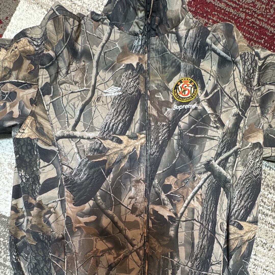 Supreme x Umbro Cotton Ripstop Track Jacket (26SS) "Realtree Hardwoods Camo"