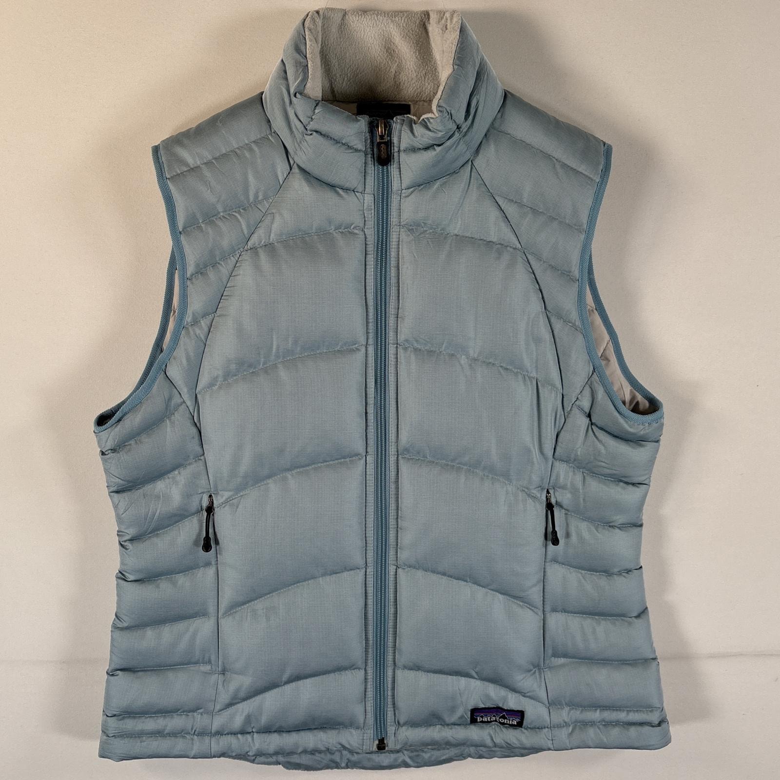 古着 パタゴニア patagonia ダウンベスト ワンポイントロゴ キルティング フルジップ アウトドア M  水色 レディース