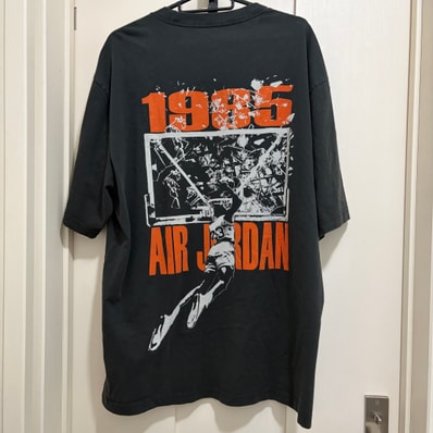 Nike Jordan Brooklyn Men's Oversized Graphic T-Shirt "Off Noir/Sail" IB3297-045