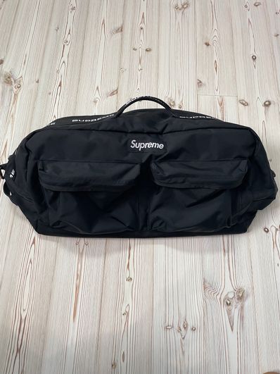 Supreme FW22 Duffle Bag "Black"