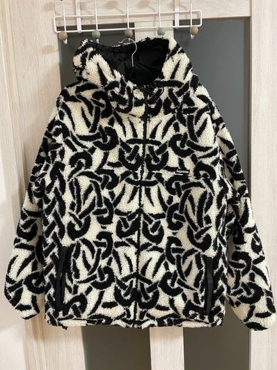 Supreme Celtic Knot Reversible WINDSTOPPER Fleece Hooded Jacket "Stone"