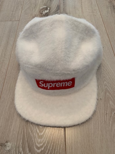 Supreme Faux Fur Camp Cap "White"
