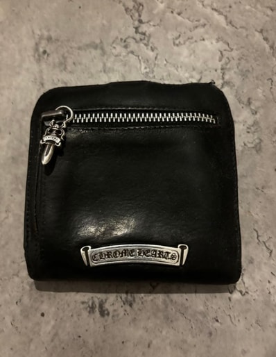 CHROME HEARTS ブラックレザー 二つ折り財布 クロムハーツ スクエアボタンビルウォレット 財布