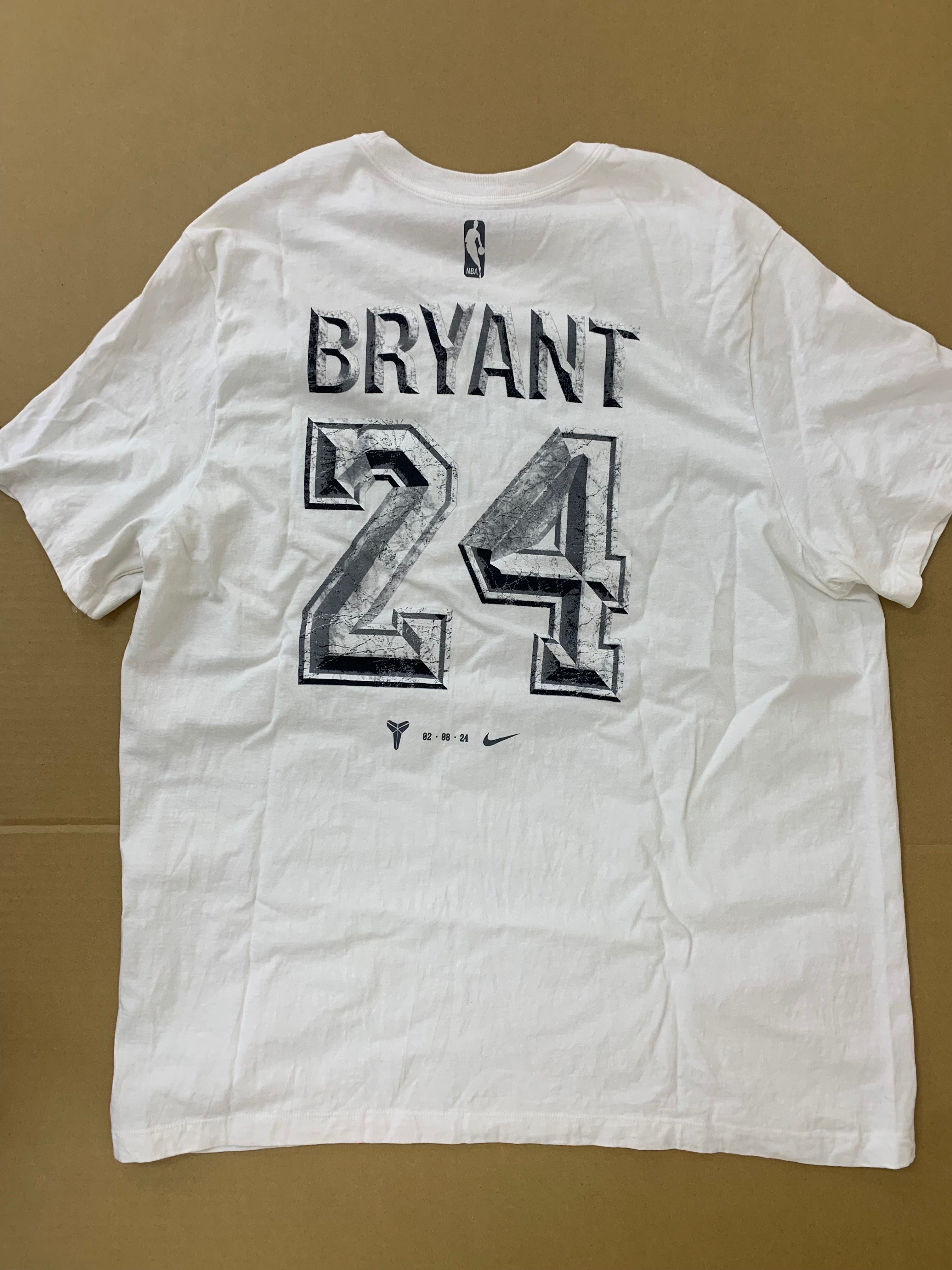 Nike Kobe Bryant Los Angeles Lakers Memorial Statue Unveil T-shirt "White"