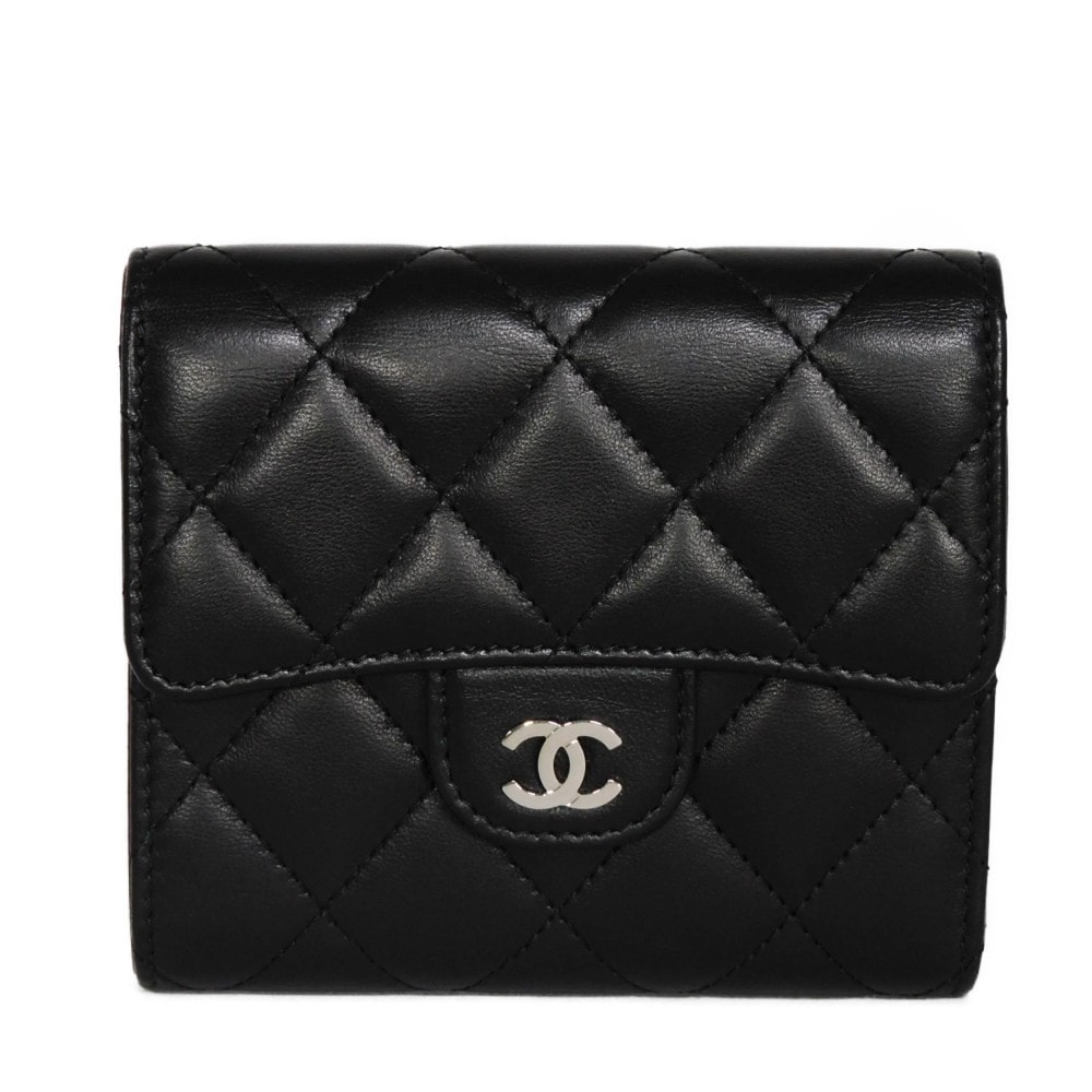 CHANEL スモールフラップウォレット 三つ折り財布 マトラッセ A82288