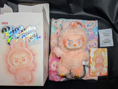 POP MART THE MONSTERS (LABUBU) Big into Energy Series Plush Pendant HAPPINESS