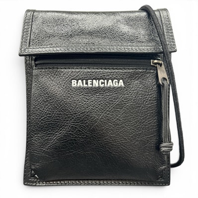 BALENCIAGA 極美品 バレンシアガ エクスプローラー ショルダーバッグ 532298 レザー ブラック ロゴ クロスボディ ポシェット サコッシュ Aランク 中古 鑑定済 バレンシアガバッグ