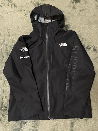 Supreme x The North Face Split Taped Seam Shell Jacket "Black"