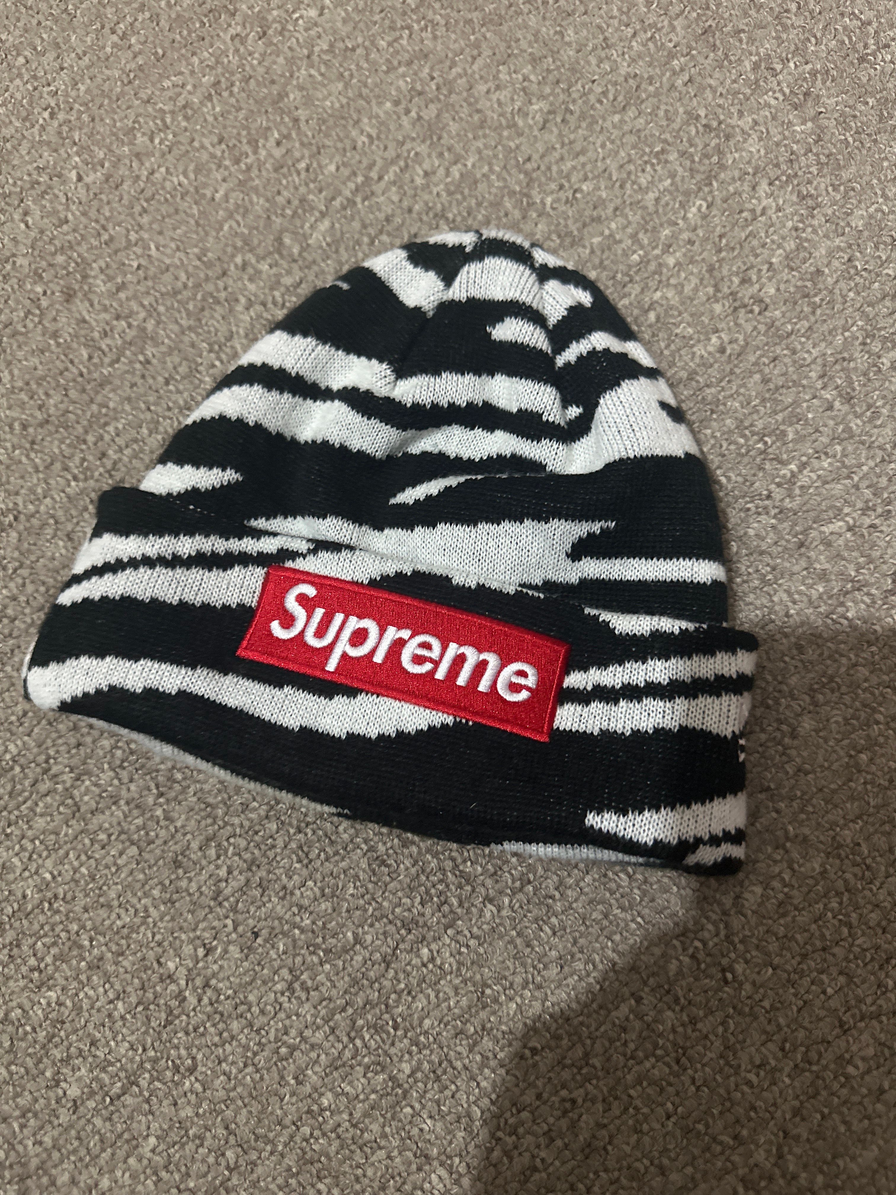 Supreme New Era Box Logo Beanie "Zebra"