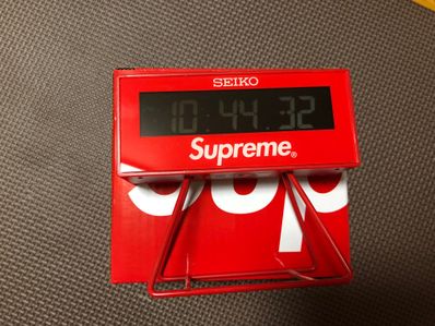 Supreme / Seiko Marathon Clock "Red"