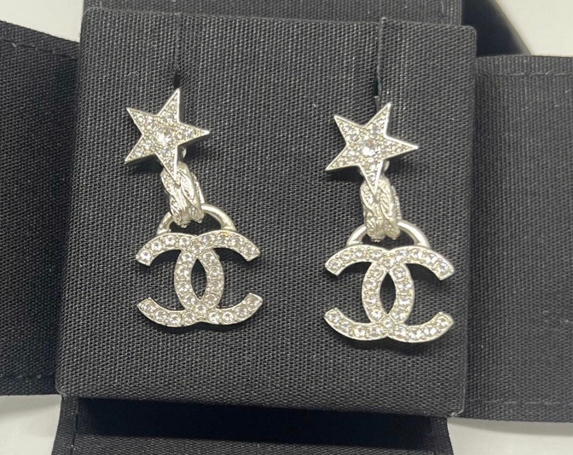 新品CHANELピアス スター