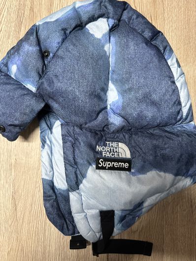 Supreme x The North Face Bleached Denim Print Nuptse Trooper "Indigo"