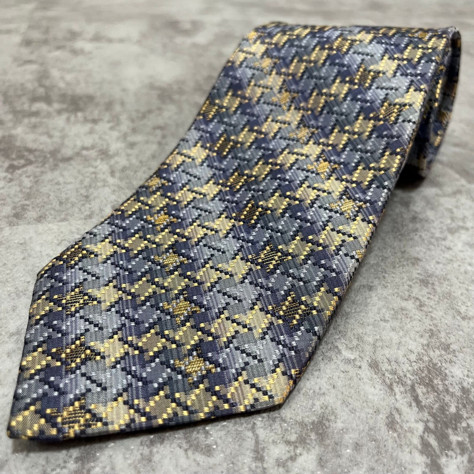 イッセイミヤケ ネクタイ メンズ