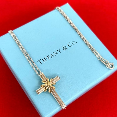 TIFFANY&Co. ティファニー シグネチャー クロス ネックレス シルバー925 K18イエローゴールド ネックレス シルバー
90707