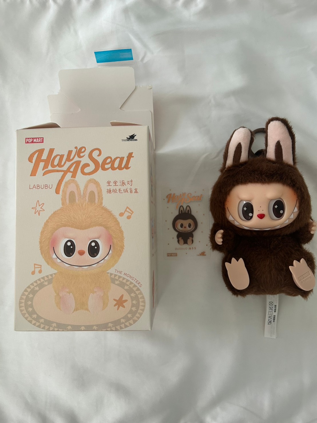 POP MART THE MONSTERS (LABUBU) Have a Seat Plush Series DUODUO (Secret)