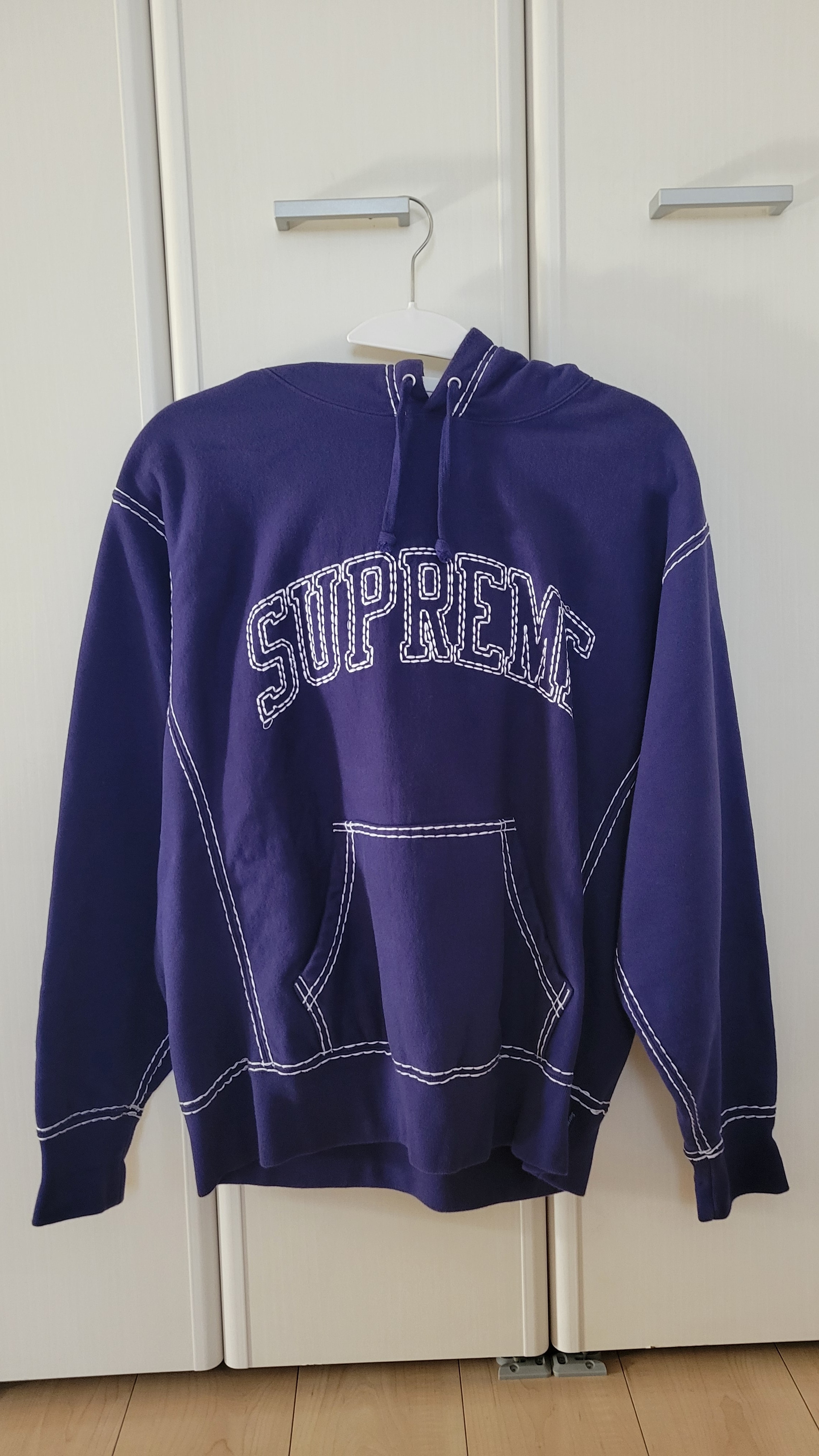 Supreme パーカー Sサイズ 色パープル