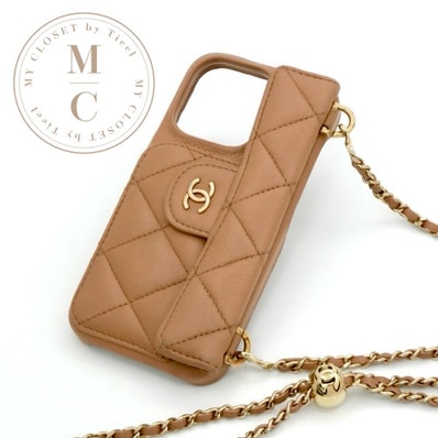 シャネル CHANEL 携帯・スマホアクセサリー ベージュ ゴールド ココマーク マトラッセ キャビアスキン iPhone14pro iPhoneケース チェーン