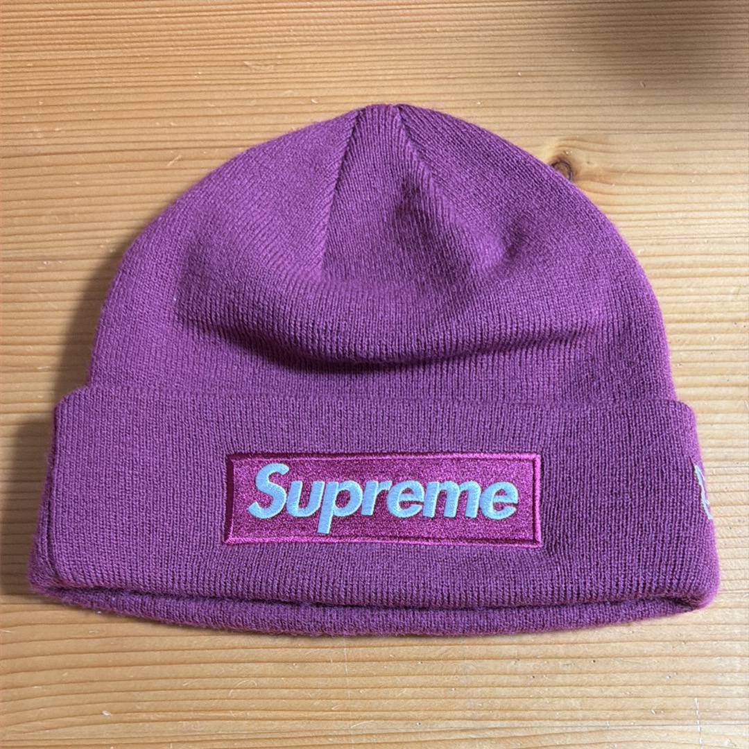 Supreme New Era® Box Logo Beanie "Plum" (21FW)