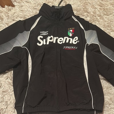シュプリーム アンブロ トラック ジャケット "ブラック"