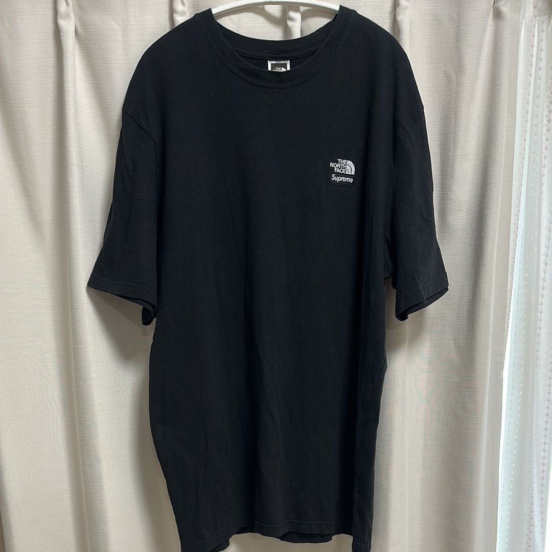 シュプリーム ザノースフェイス バンダナ Tシャツ "ブラック"