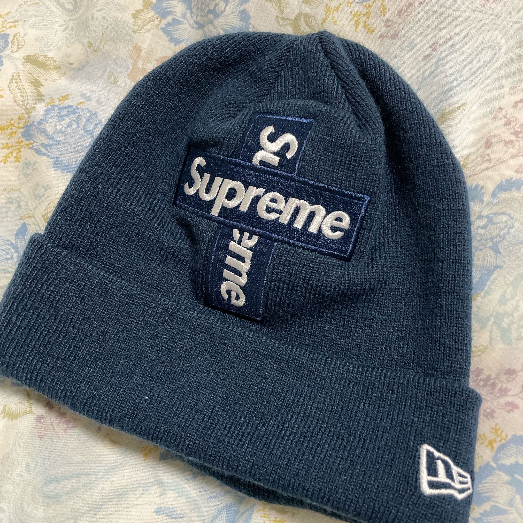 Supreme New Era® Cross Box Logo Beanie "Navy"