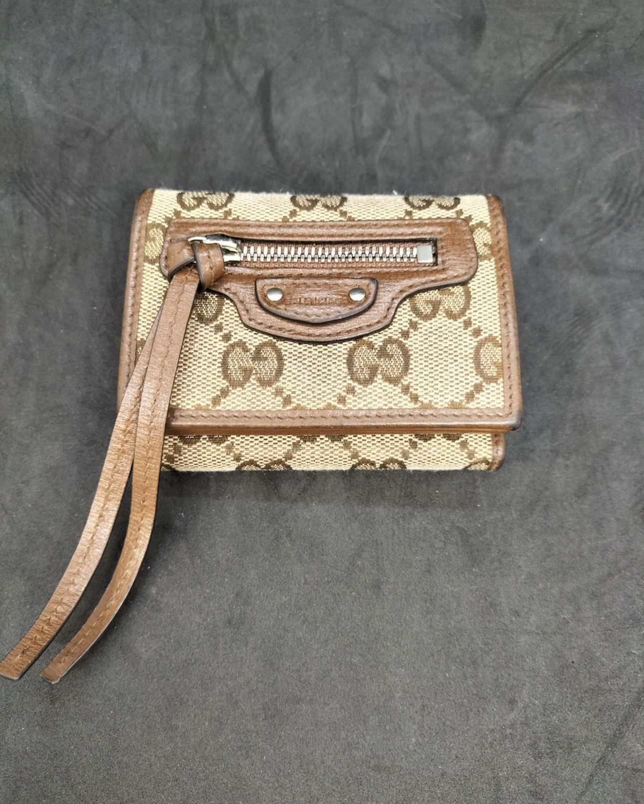 GUCCI x BALENCIAGA The Hacker Neo Classic Wallet "Beige"