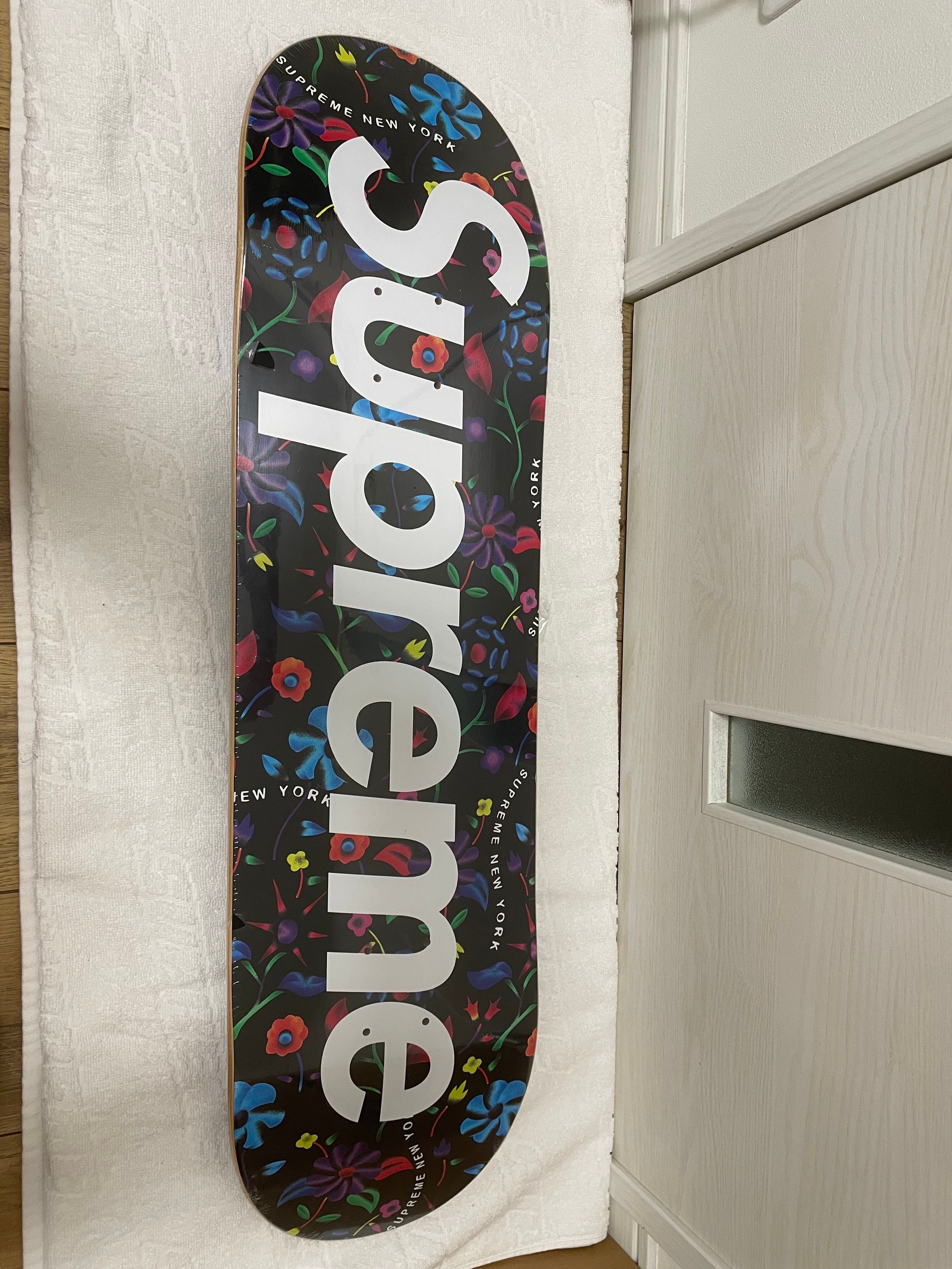 Supreme Airbrushed Floral Skateboard Supreme Airbrushed Floral Skateboard