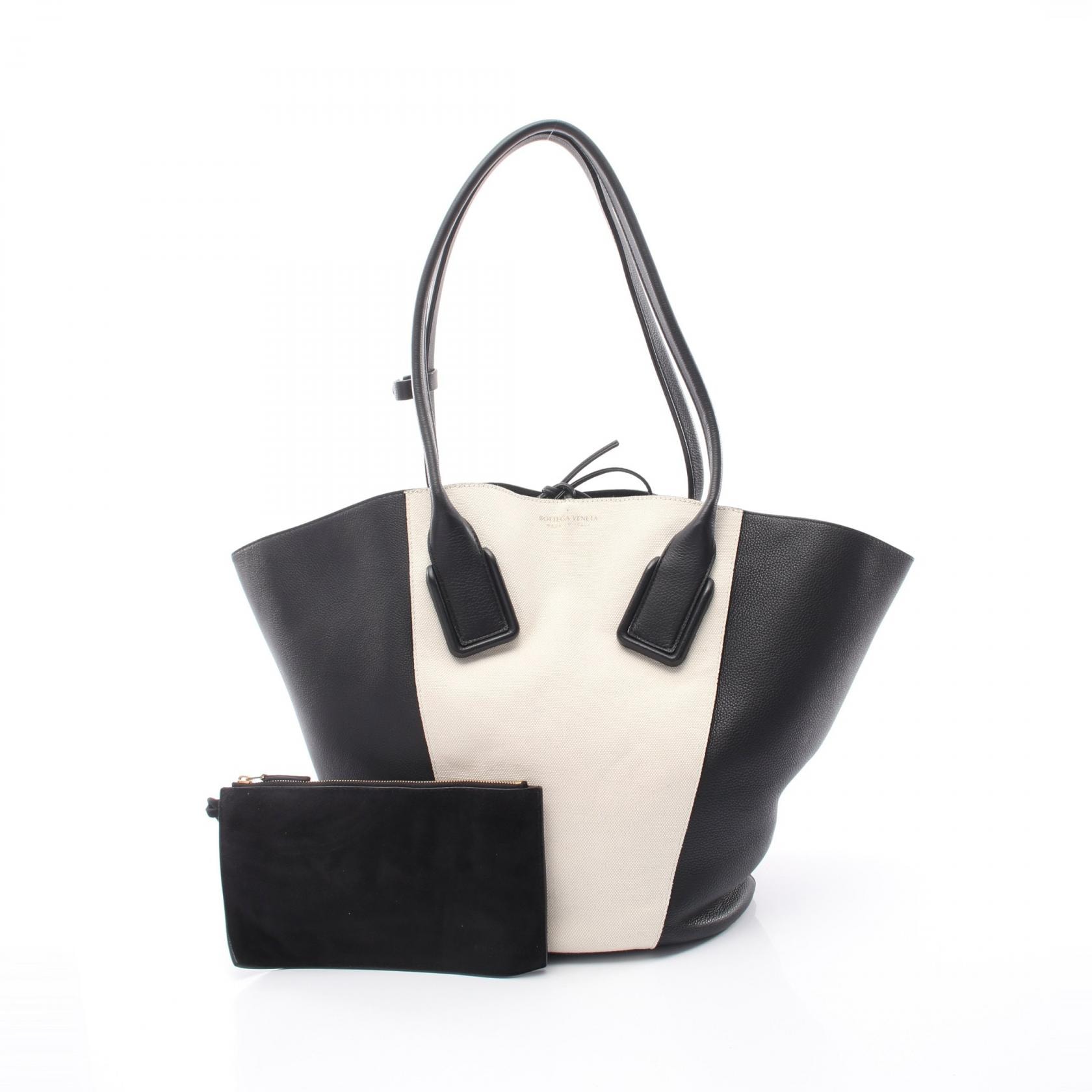 ボッテガヴェネタ BOTTEGA VENETA バスケットトート ミディアム トートバッグ バッグ キャンバス レザー レディース アイボリー系 / ブラック系 【中古】