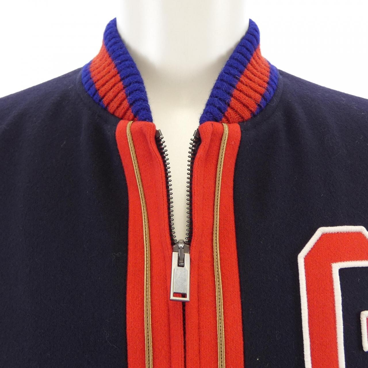 C (やや傷や汚れあり)】グッチ GUCCI 493709 Z509H ブルゾン 44の中古