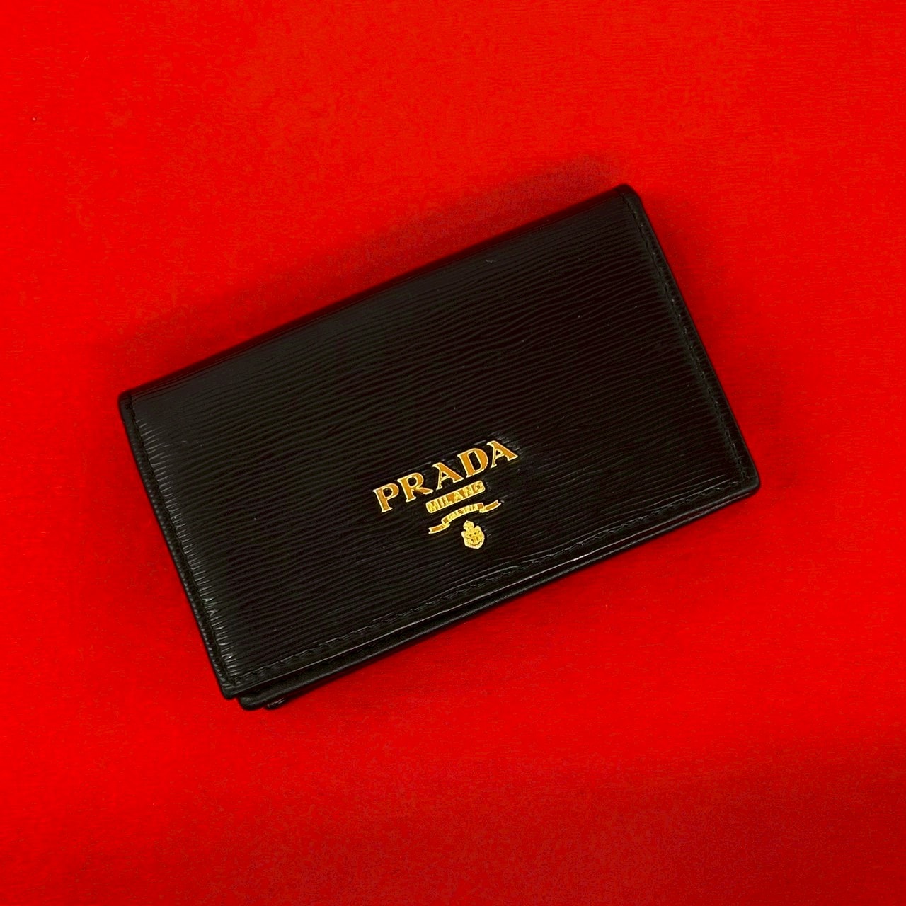 PRADA プラダ ロゴ 金具 レザー カードケース ブラック
 47081