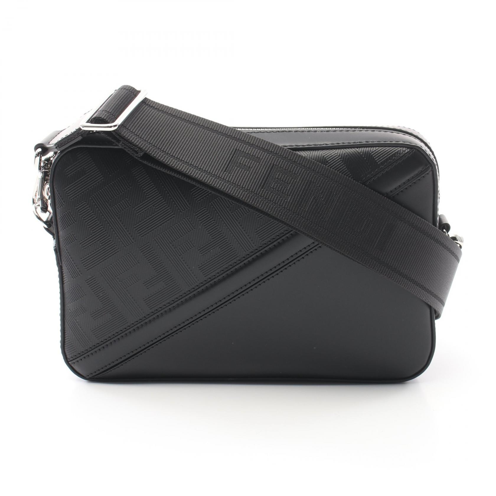 フェンディ FENDI ダイアゴナル カメラケース ズッカ ショルダーバッグ バッグ レザー メンズ ブラック系 7M0286AQW1F0GXN 【新品】