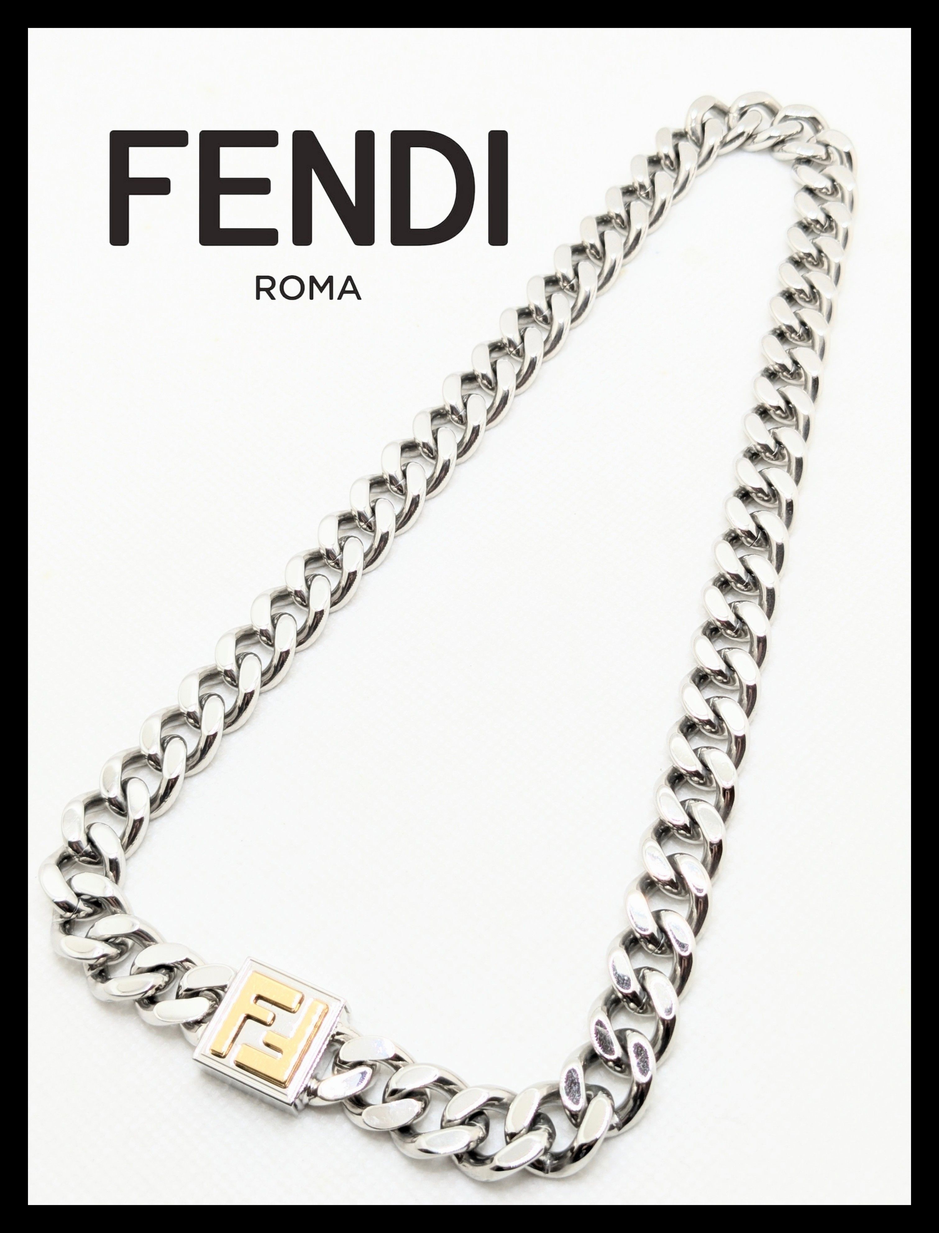 極美品 FENDI FFモチーフ カーブチェーンスクエアトップネックレス