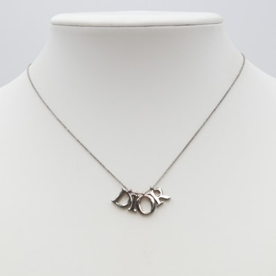 DIOR(ディオール)DIORロゴ ネックレス シルバーカラー アクセサリー CDチャーム レディース 45cm 【中古】
