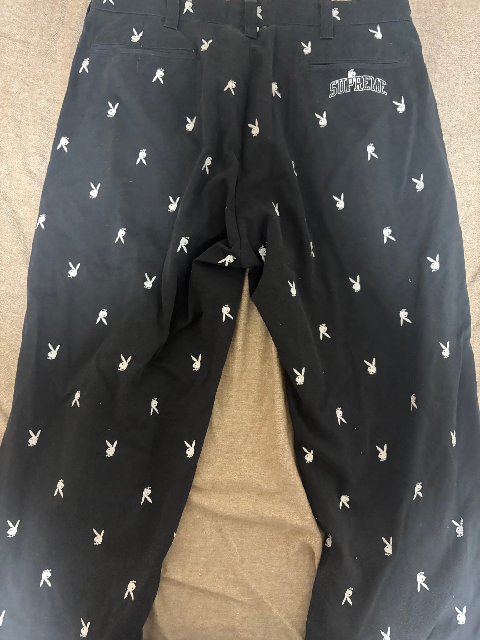 Supreme Chino Pant "Black Playboy"