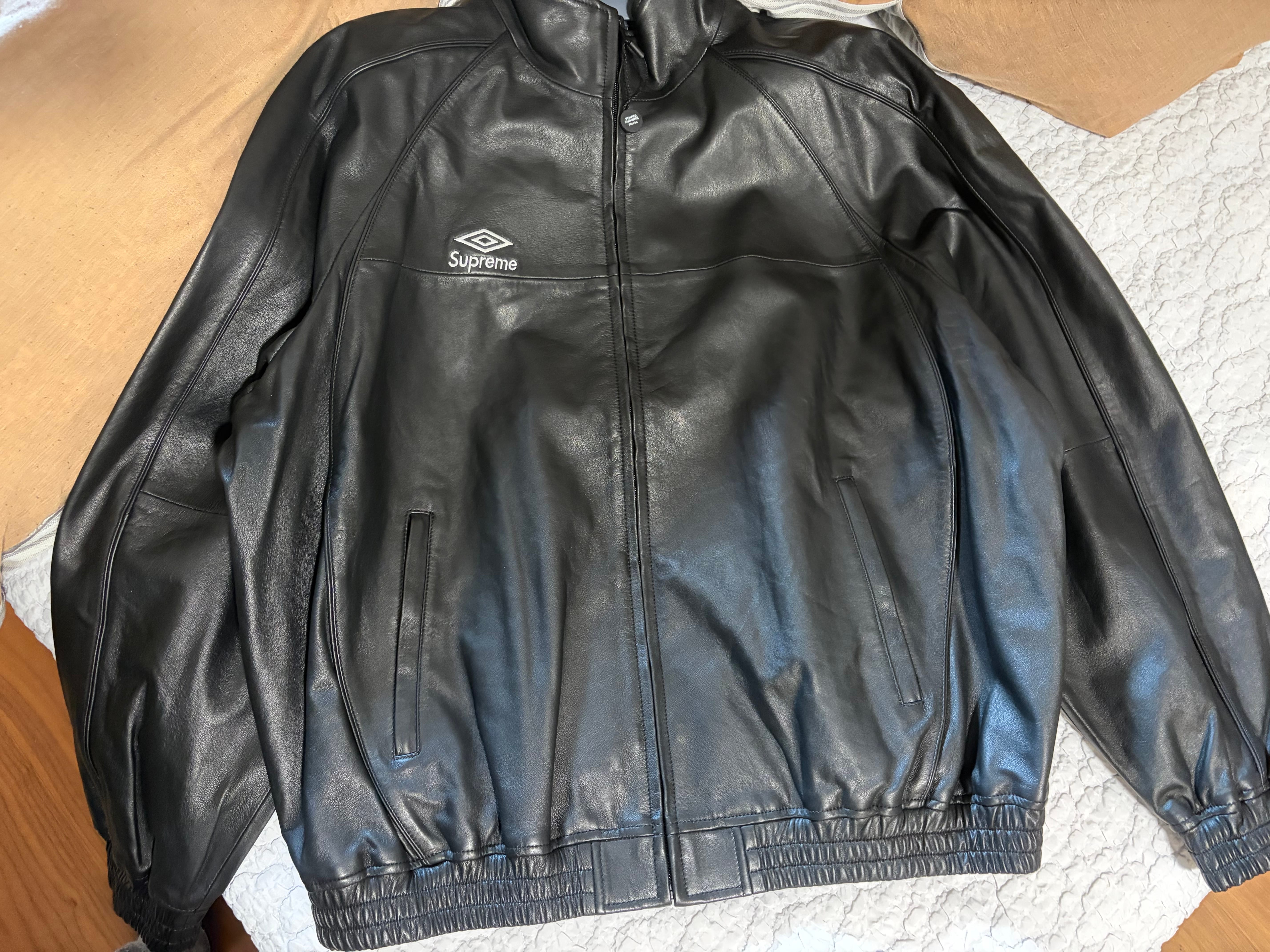 新品・未使用(ワケあり)】シュプリーム x アンブロ レザー トラック