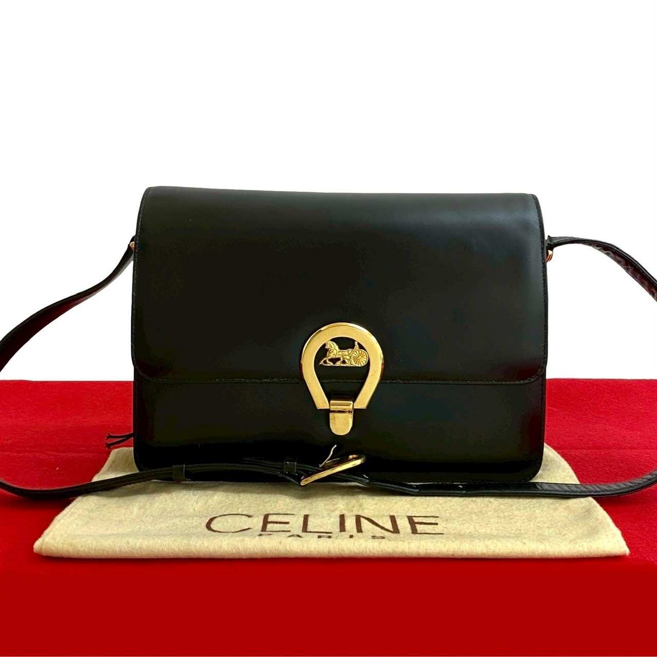 CELINE セリーヌ 馬車 金具 レザー ショルダーバッグ ブラック
 29577