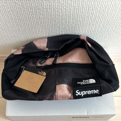 Supreme x The North Face Bleached Denim Print Roo II "Black"