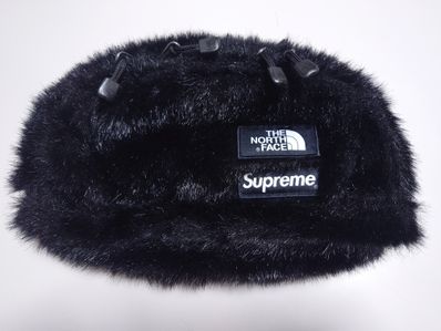Supreme x The North Face Faux Fur Waist Bag "Black" NM82093I / NF0A5G87