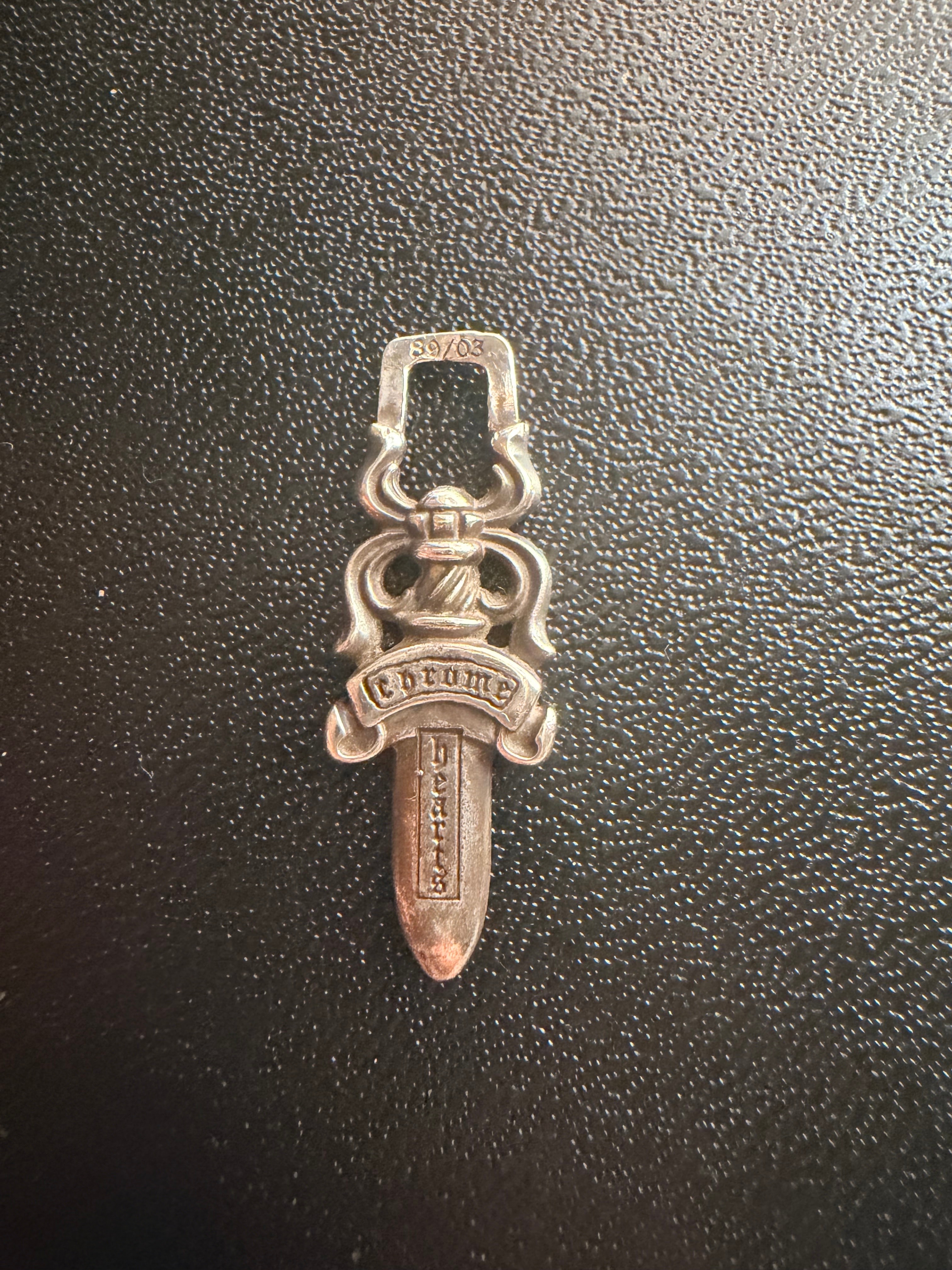 Chrome Hearts #5 Dagger Charm Zip 1 "Silver"