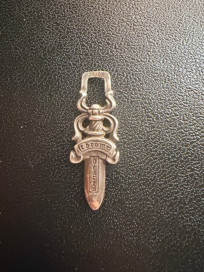Chrome Hearts #5 Dagger Charm Zip 1 "Silver"