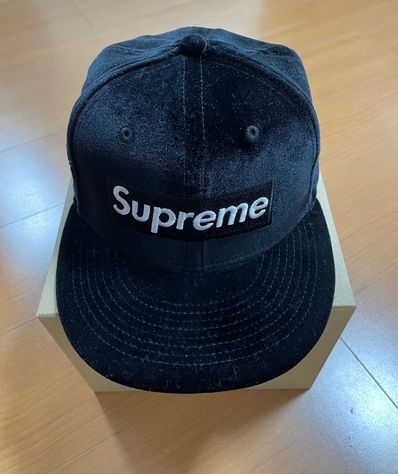 Supreme Velour Box Logo New Era "Black"