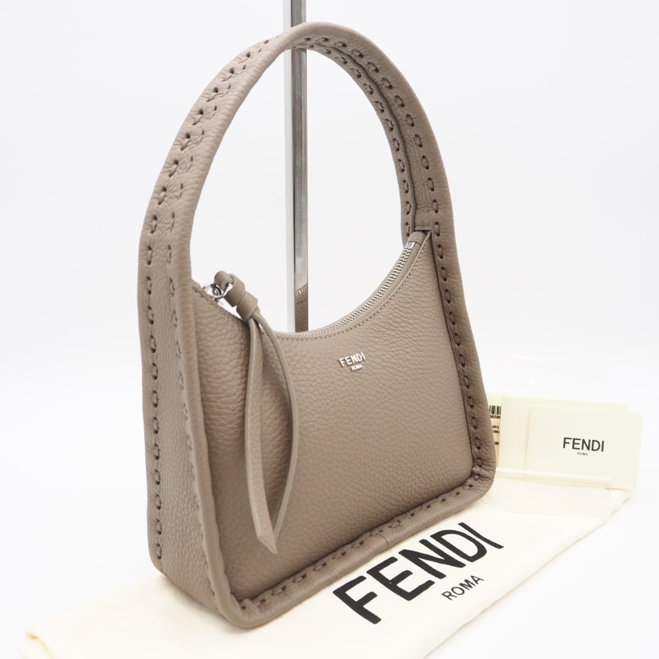 極美品 FENDI フェンディ セレリア フェンデッセンス ハンドバッグ 8BS094 ハンドバッグ ベージュ レザー レディース
